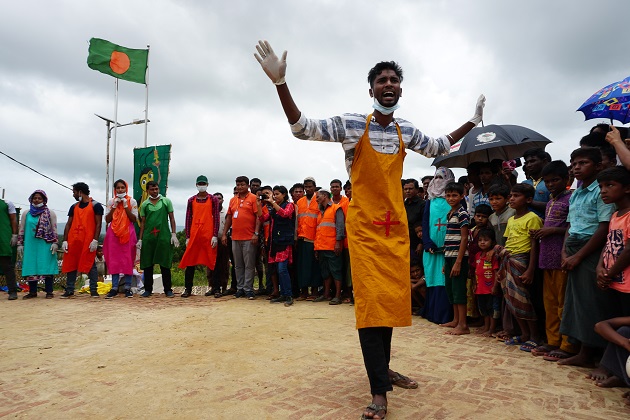 Community Theater - Bridging the immunization gap in the Rohingya refugee camps (3)