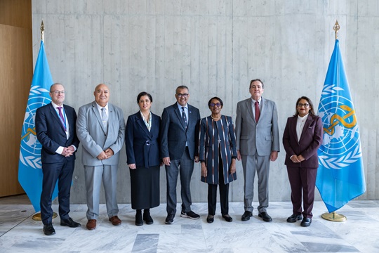 Group photo with WHO Regional Directors during the 154EB