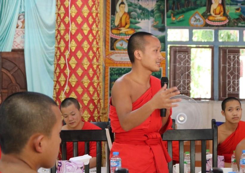 20200817-engaging-monks-1 20200817-engaging-monks-1