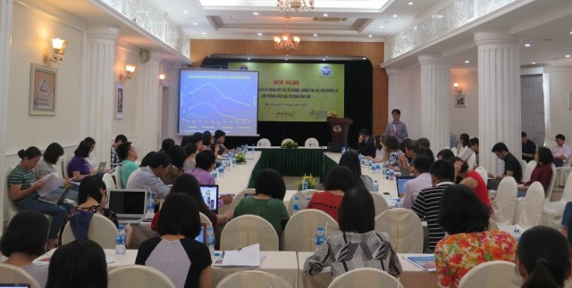 tobacco_training_journalists_resized